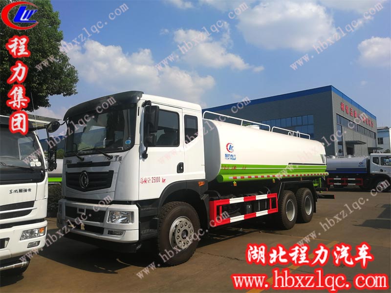 程力集團(tuán)東風(fēng)T5灑水車(chē)，后雙橋里面的精品灑水車(chē)