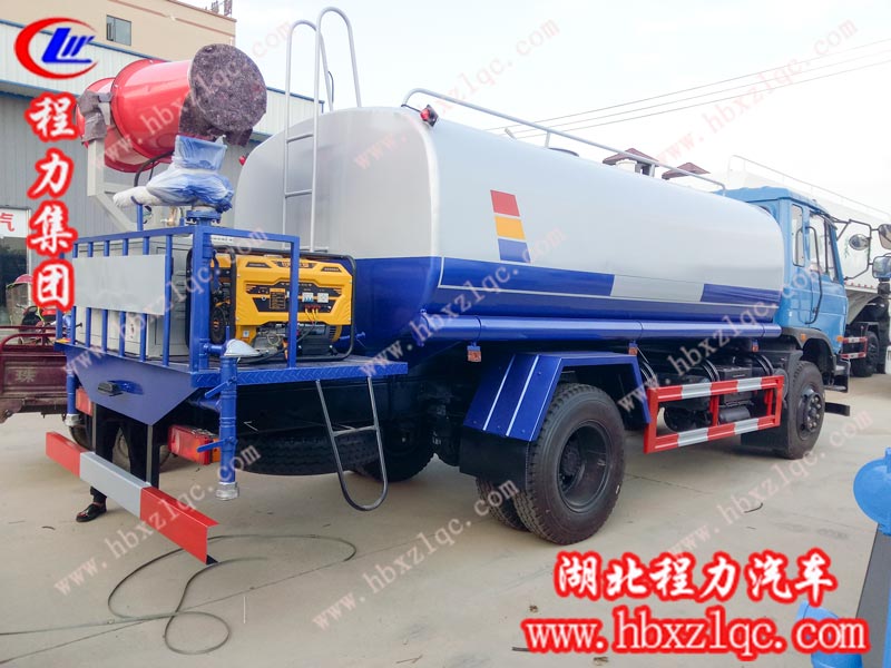 2019/08/28 曹總在程力專(zhuān)用汽車(chē)股份有限公司訂購(gòu)12噸東風(fēng)145灑水車(chē)，單號(hào)198060