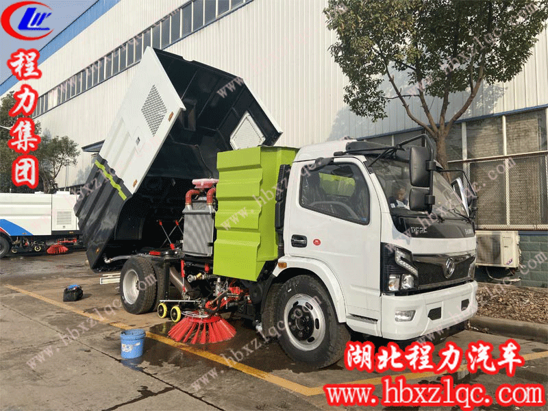 湖北程力集團(tuán)洗掃車，洗盡鉛華，掃除障礙