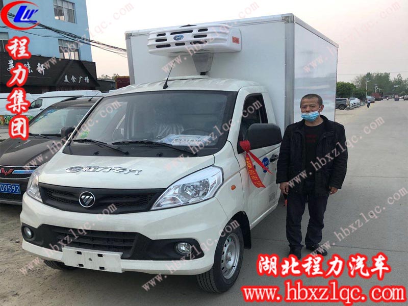 程力集團(tuán)送車(chē)師傅準(zhǔn)備出發(fā)，馬上開(kāi)往客戶(hù)所在地四川西昌