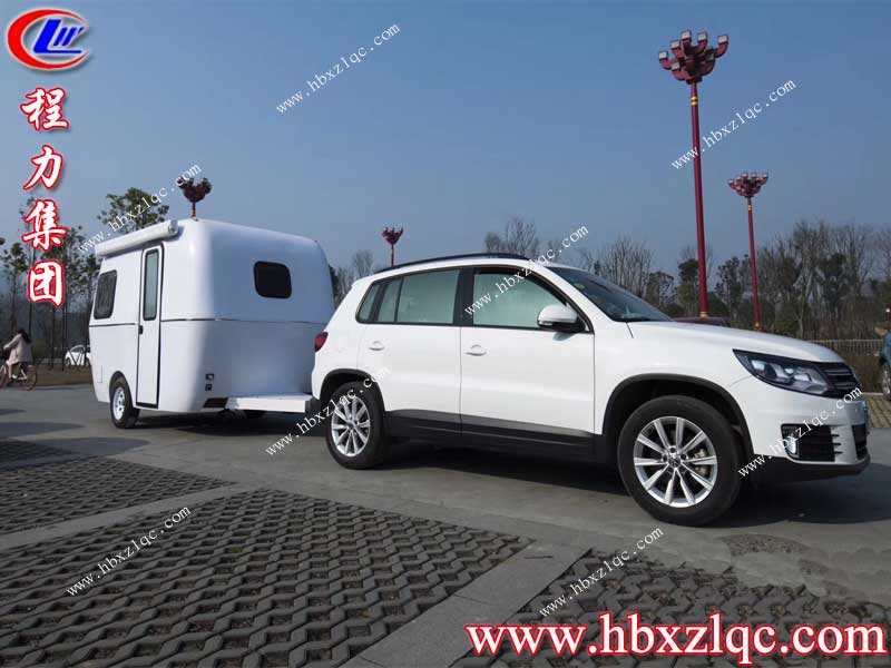 湖北程力集團(tuán)首推小型拖掛式房車，歡迎廣大客戶前來考察