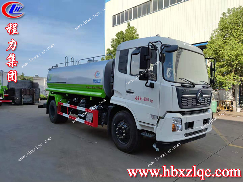 程力集團(tuán)東風(fēng)天錦灑水車重拳出擊，支持荊州市政建設(shè)工程